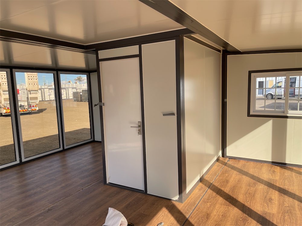 Expandable Container House with 2 Floor to Ceiling Glass Walls & Ensuite - Image 5